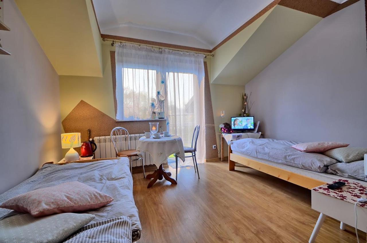 Hôtel Willa Pod Aniolem à Cieszyn  Extérieur photo